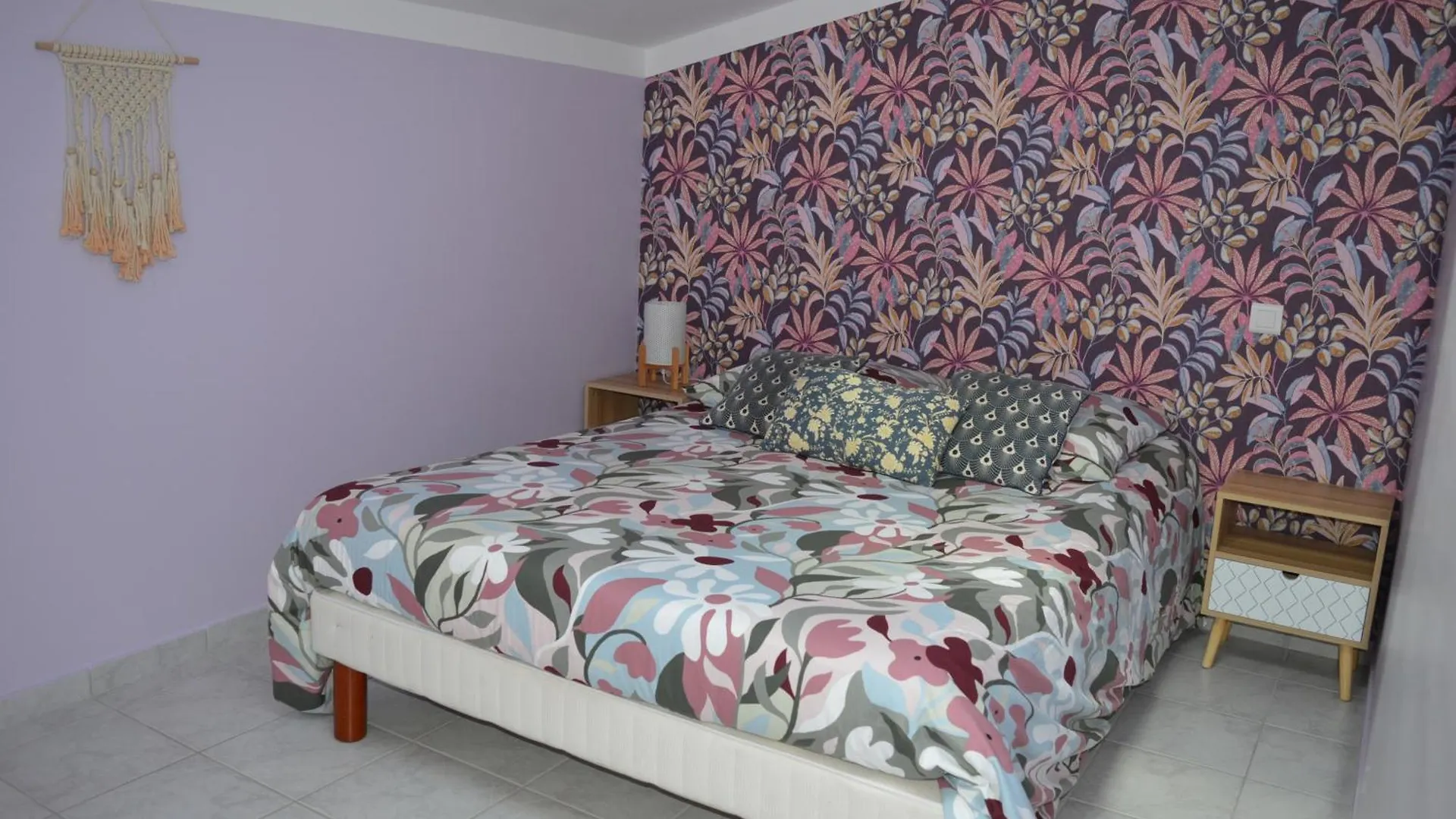 Appartement Neuf Tout Confort Обена 0*,  Франция