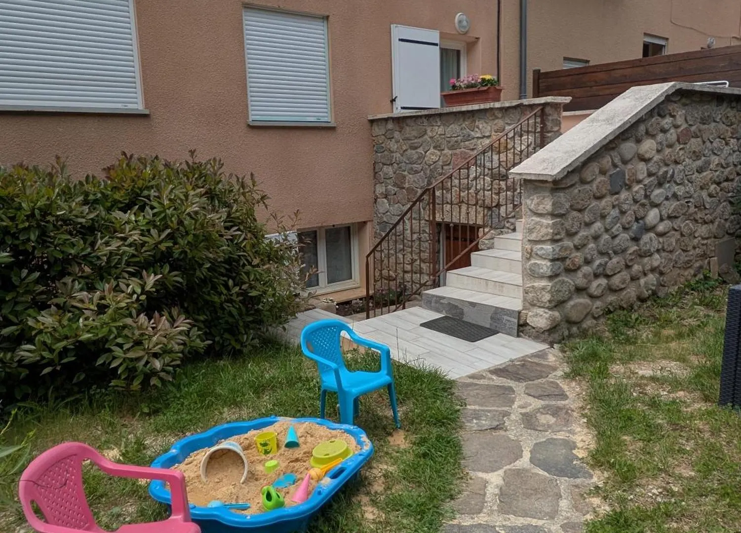 Appartement Neuf Tout Confort Обена Апартаменты